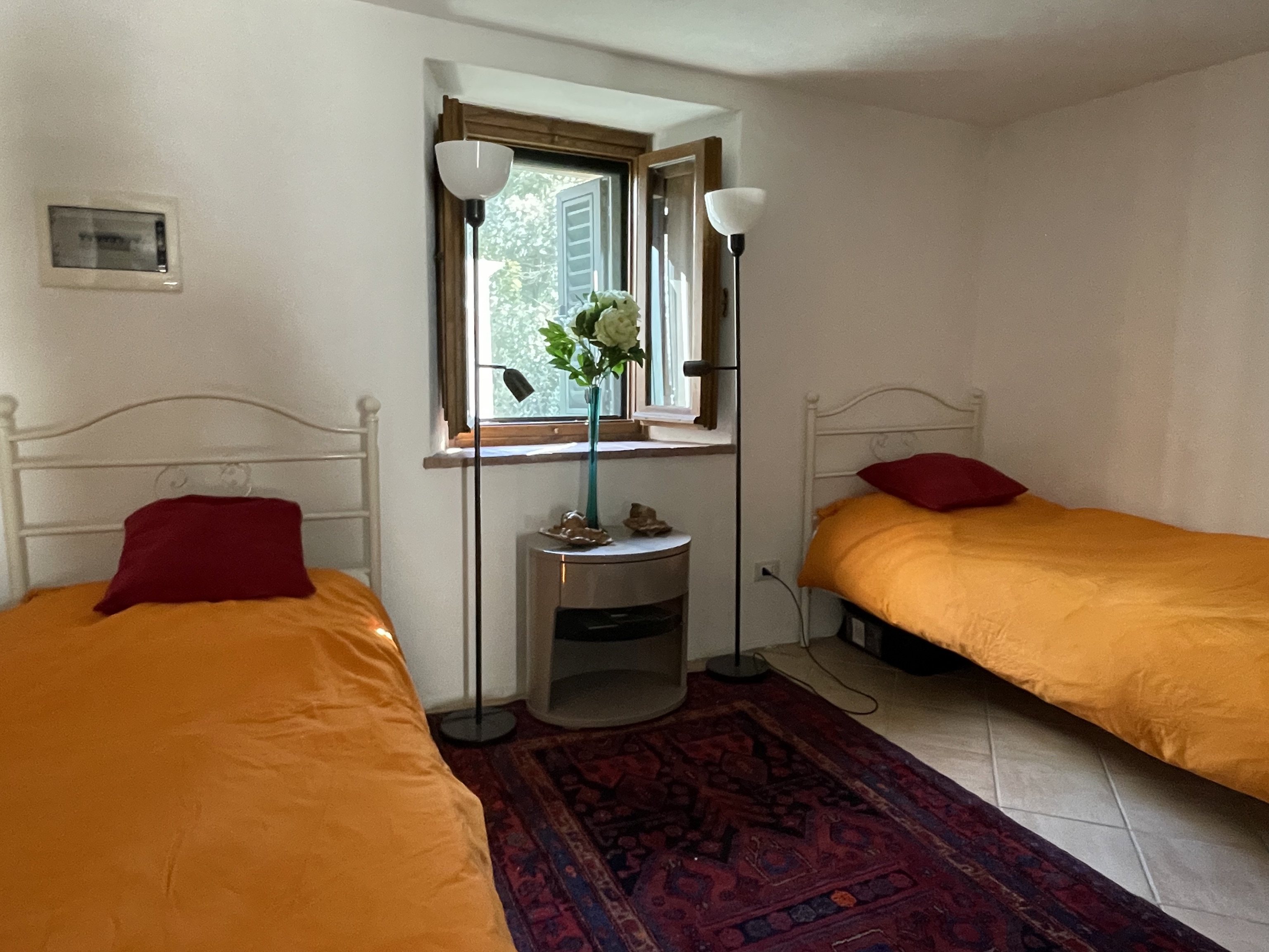 Bedroom number 2 (2 mal 90 x 200 cm)